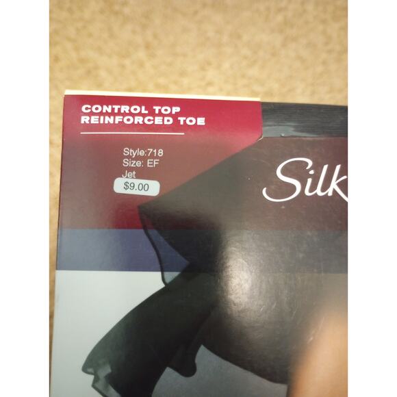 Hanes Silk Reflections Silky Sheer Pantyhoes Size EF Style #718 JET black - Picture 3 of 3